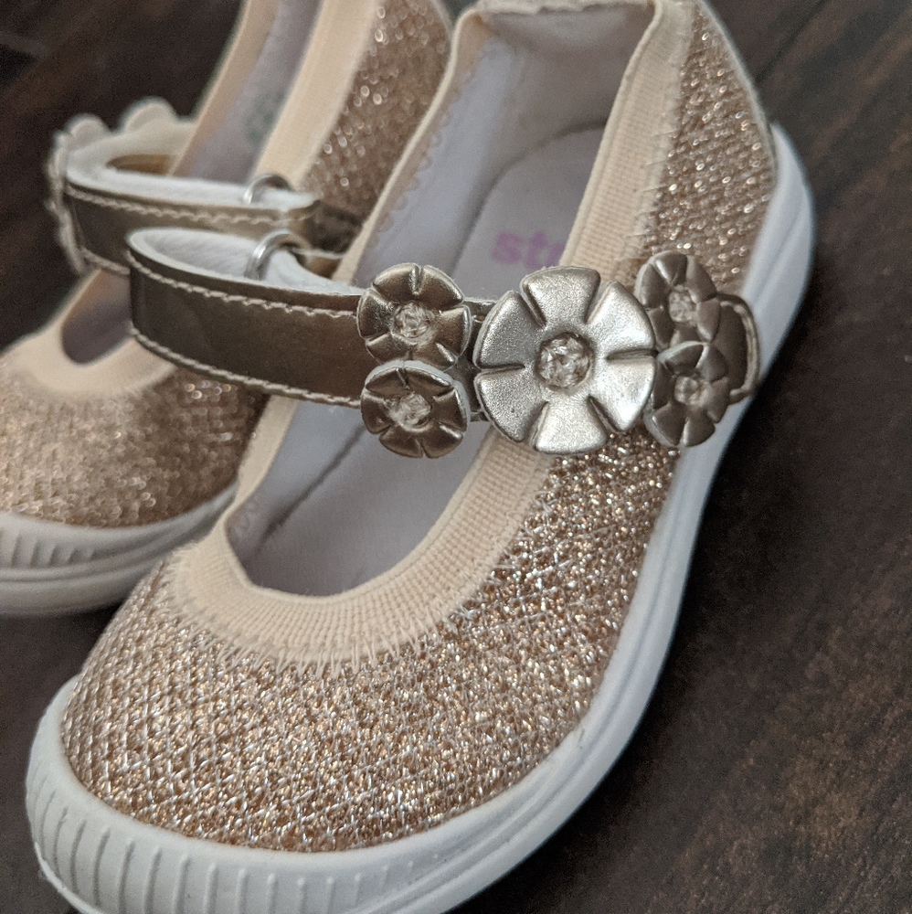 Sparkly Stride Rite toddler girl shoe